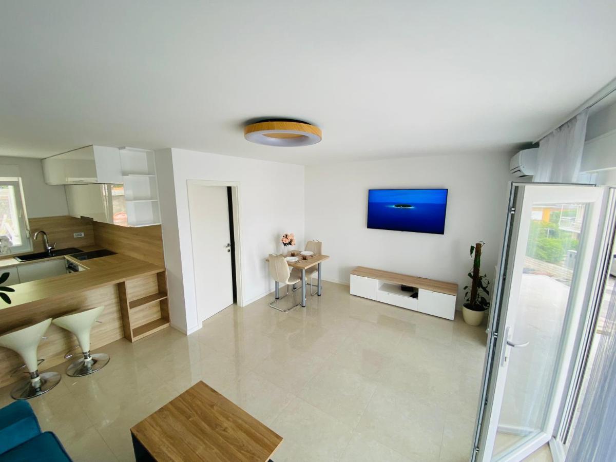 Seaview Villa 科佩尔 外观 照片