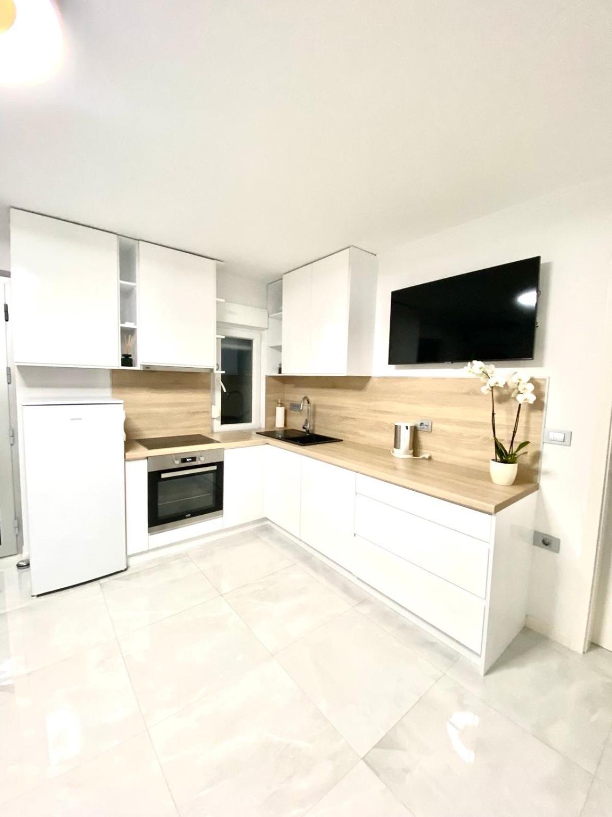 Seaview Villa 科佩尔 外观 照片
