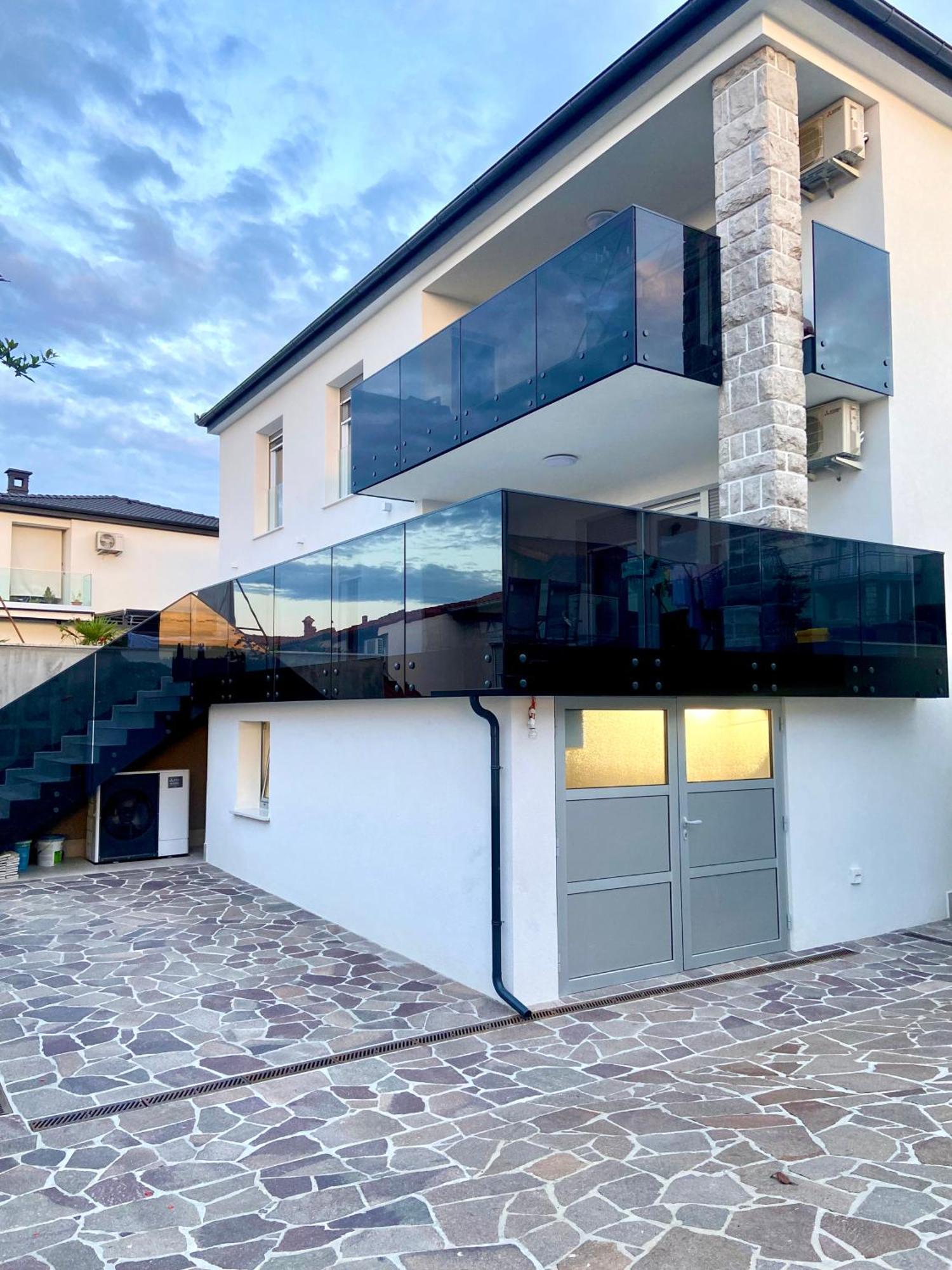 Seaview Villa 科佩尔 外观 照片