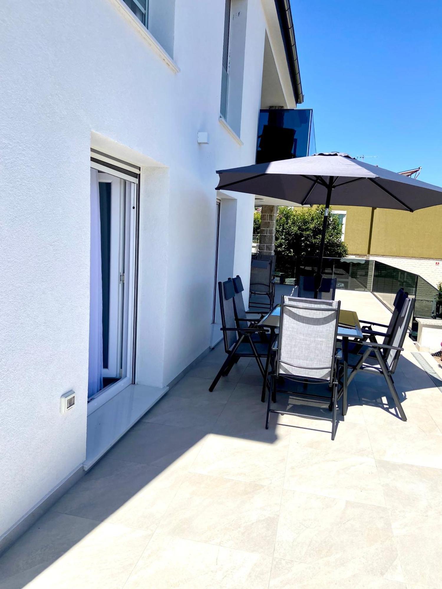 Seaview Villa 科佩尔 外观 照片